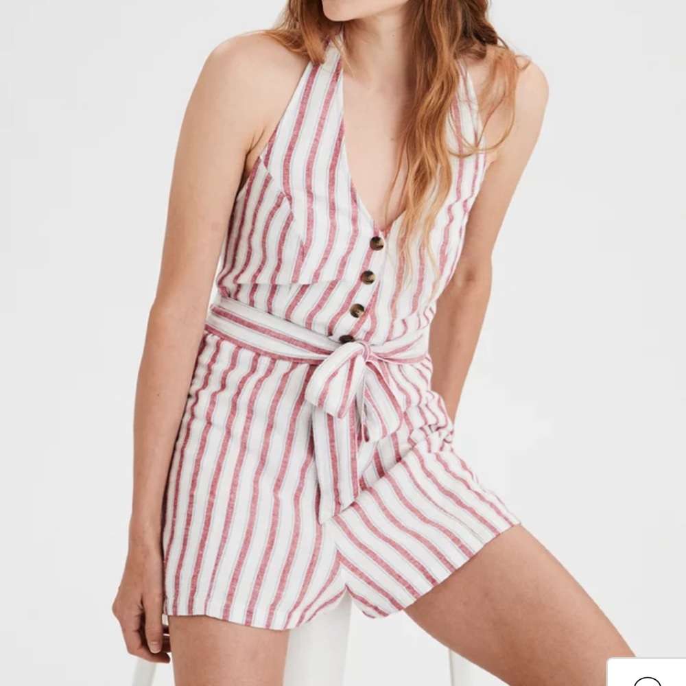 American Eagle halter top romper SIZE: Large